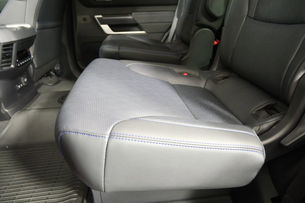 Used 2025 Toyota Sequoia Platinum image 15