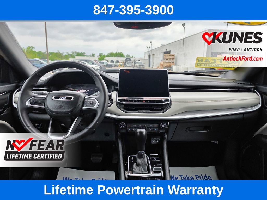 Used 2025 Jeep Compass Limited AWD/4WD image 31