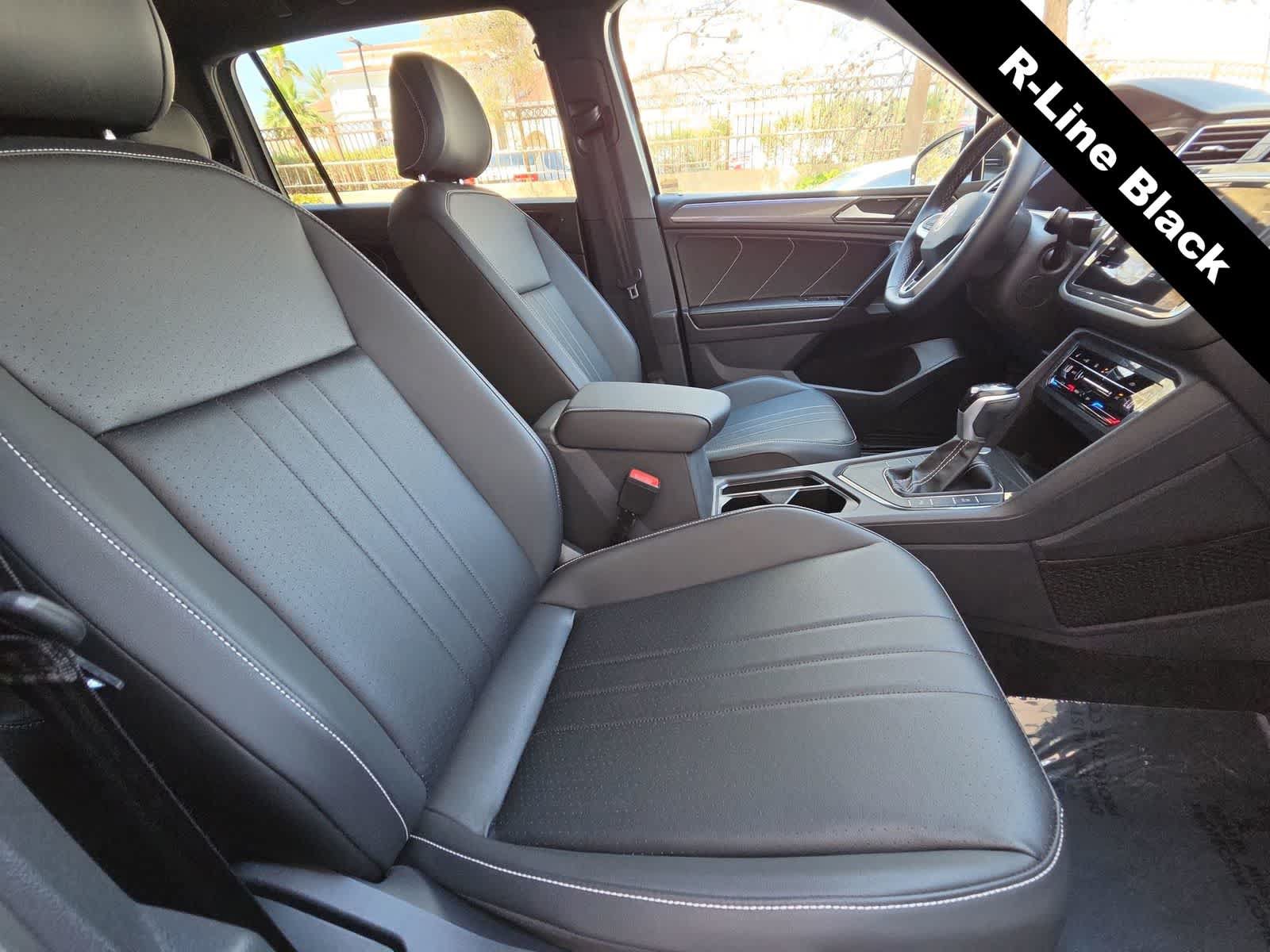 Used 2023 Volkswagen Tiguan SE R-Line FWD image 18