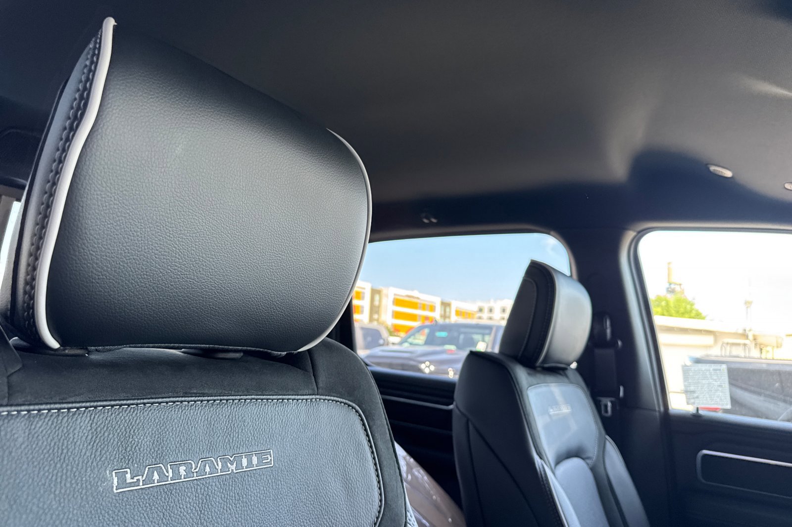 New 2026 RAM 1500 Laramie AWD/4WD image 15