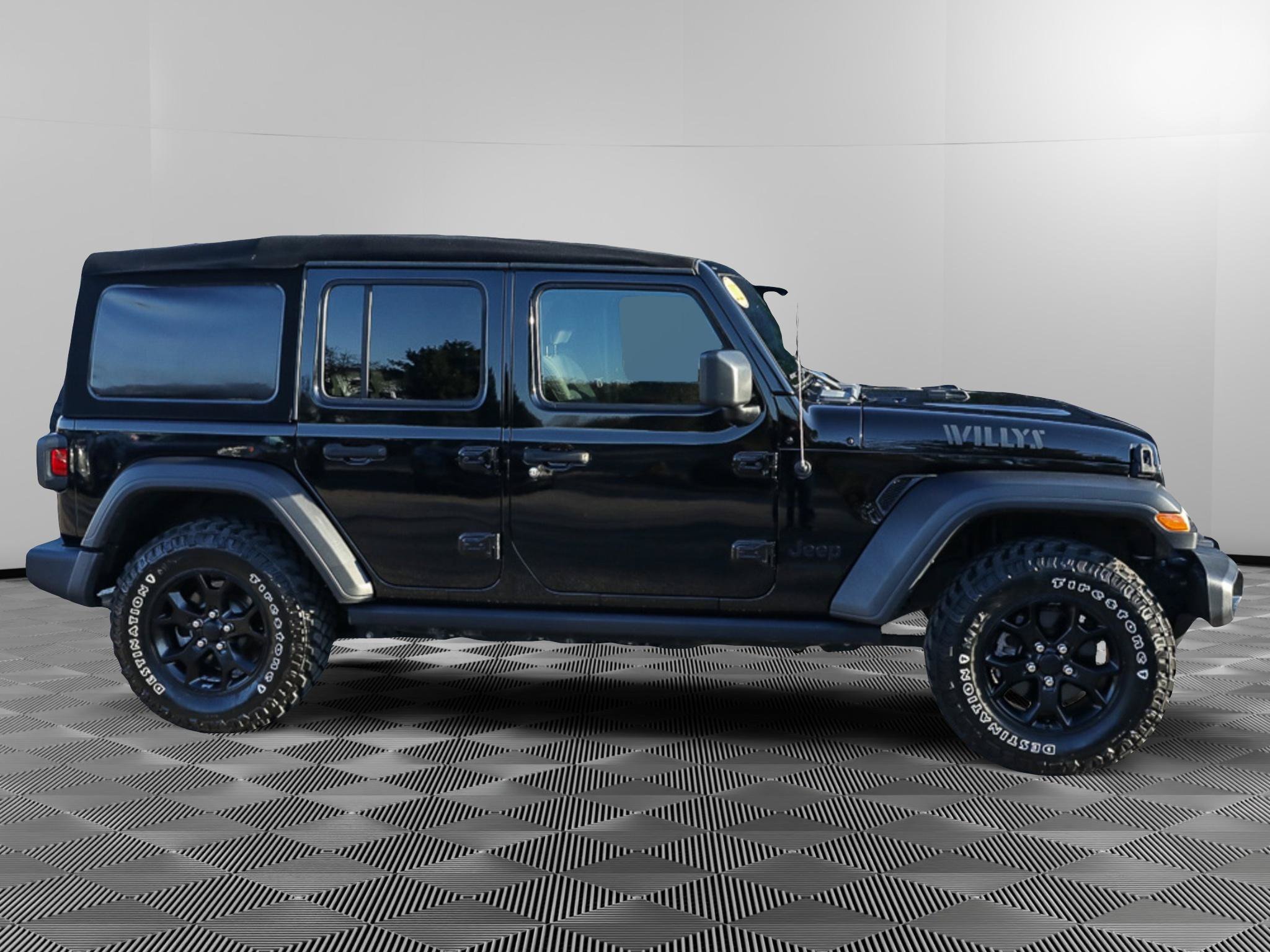 Used 2021 Jeep Wrangler Unlimited Sport AWD/4WD image 8
