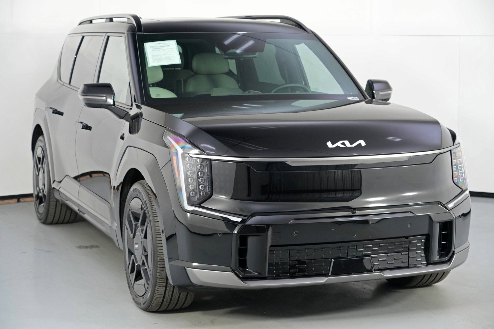 Used 2024 Kia EV9 GT-Line image 60