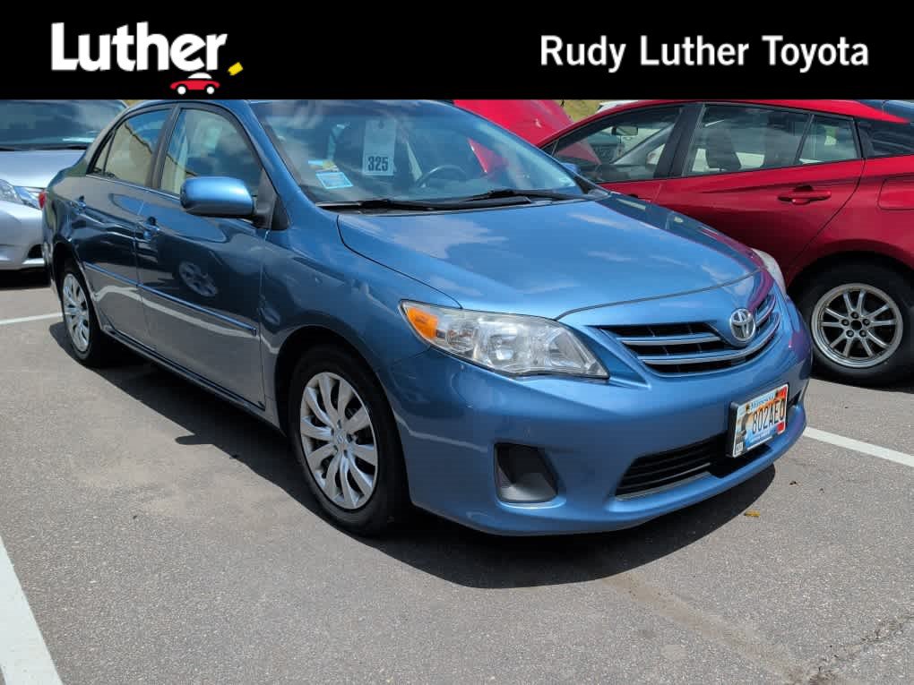 Used 2013 Toyota Corolla LE FWD image 1