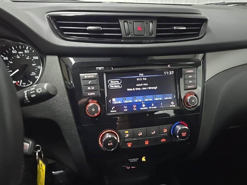 Used 2020 Nissan Rogue Sport S AWD/4WD image 24
