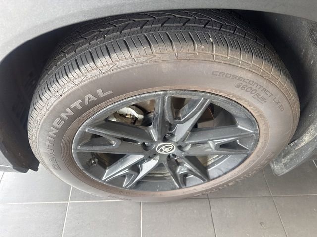 Used 2024 Toyota Grand Highlander Limited image 2