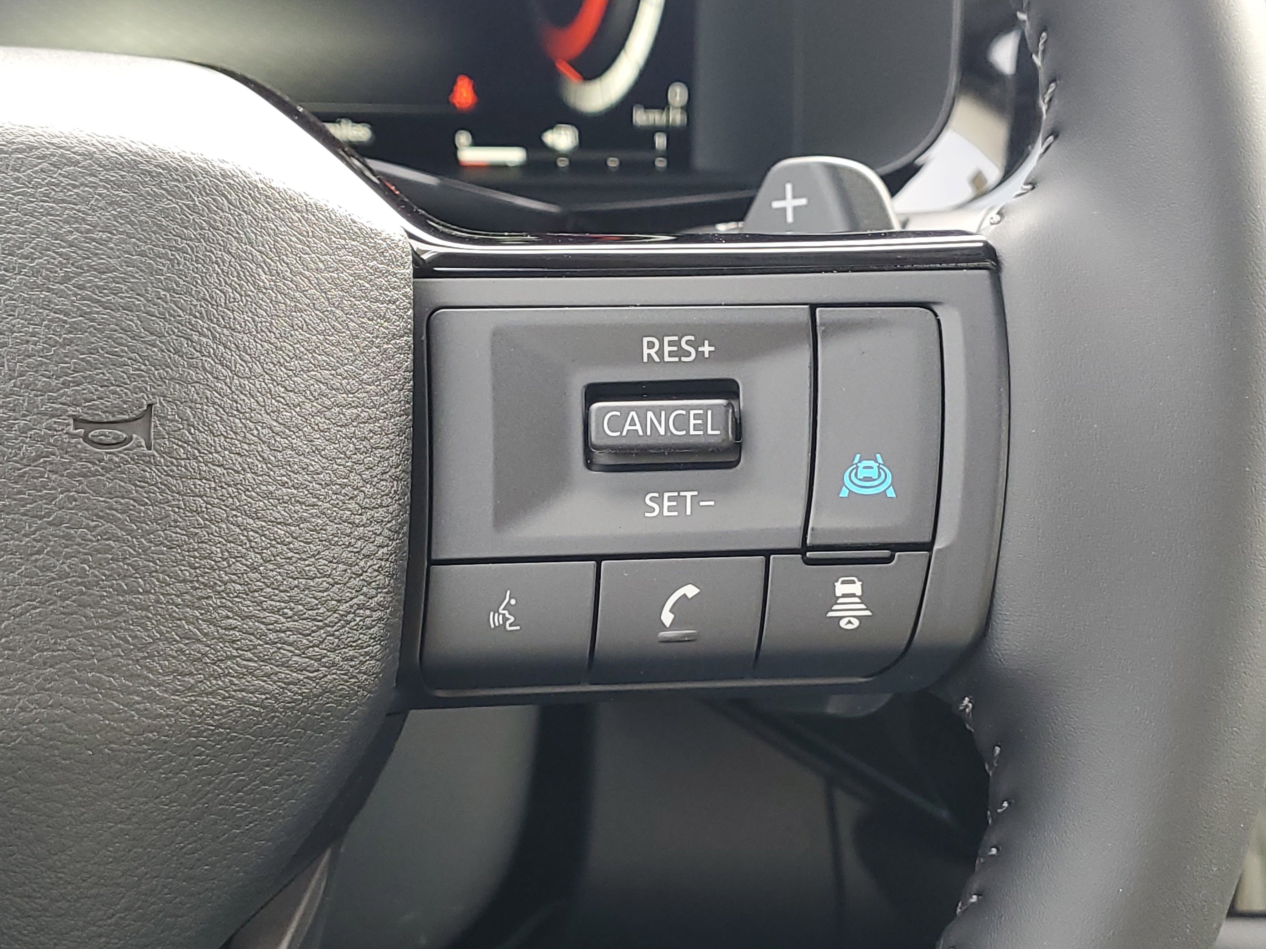 New 2026 Nissan Pathfinder SL w/ SL Premium Package image 13