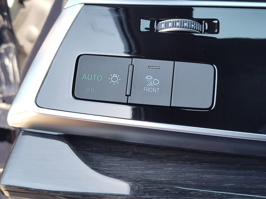 Certified 2025 Audi Q7 2.0T Premium w/ Convenience Package image 24