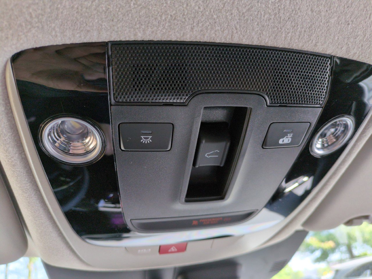 New 2026 Kia Niro EX FWD image 24