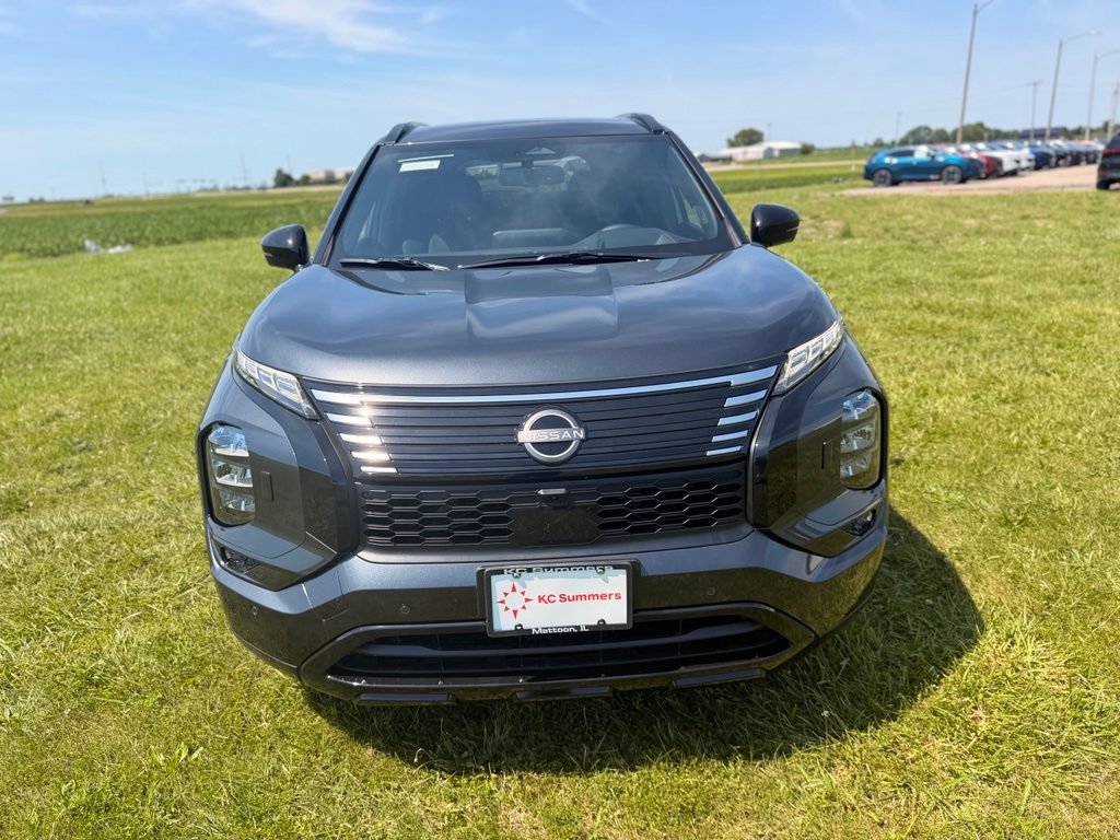 New 2026 Nissan Rogue Platinum AWD/4WD image 2
