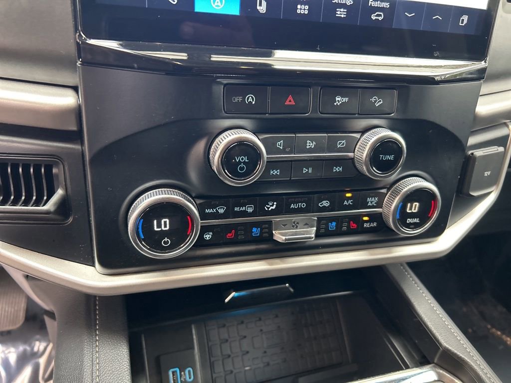 Used 2024 Ford Expedition Max XLT AWD/4WD image 55