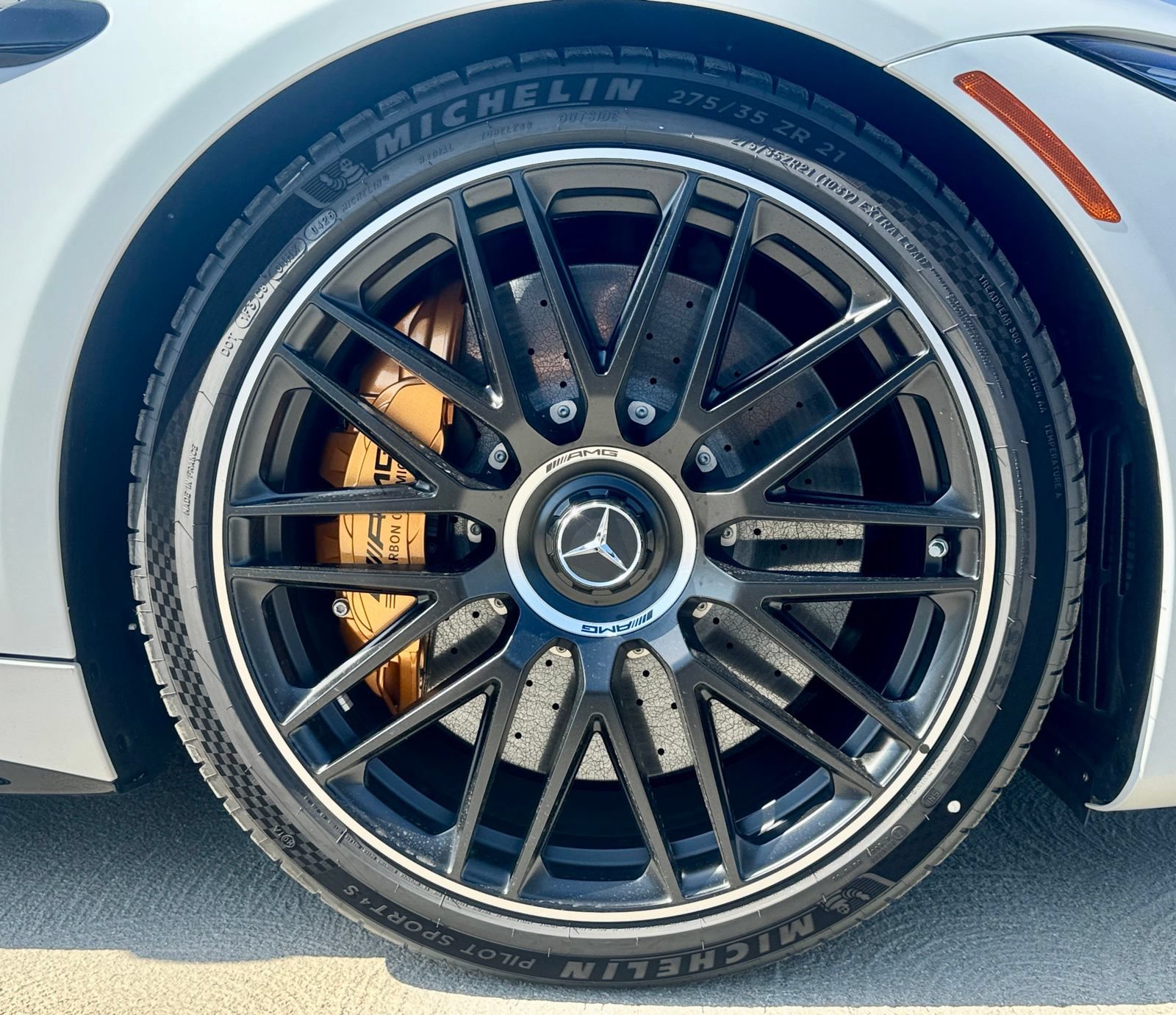 New 2026 Mercedes-Benz SL 63 AMG S e Performance 4MATIC image 18