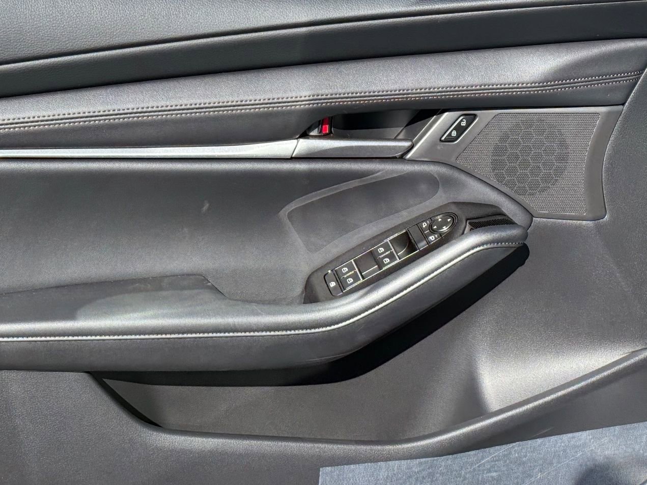 New 2026 MAZDA MAZDA3 2.5 S Sedan w/ Preferred Pkg image 19