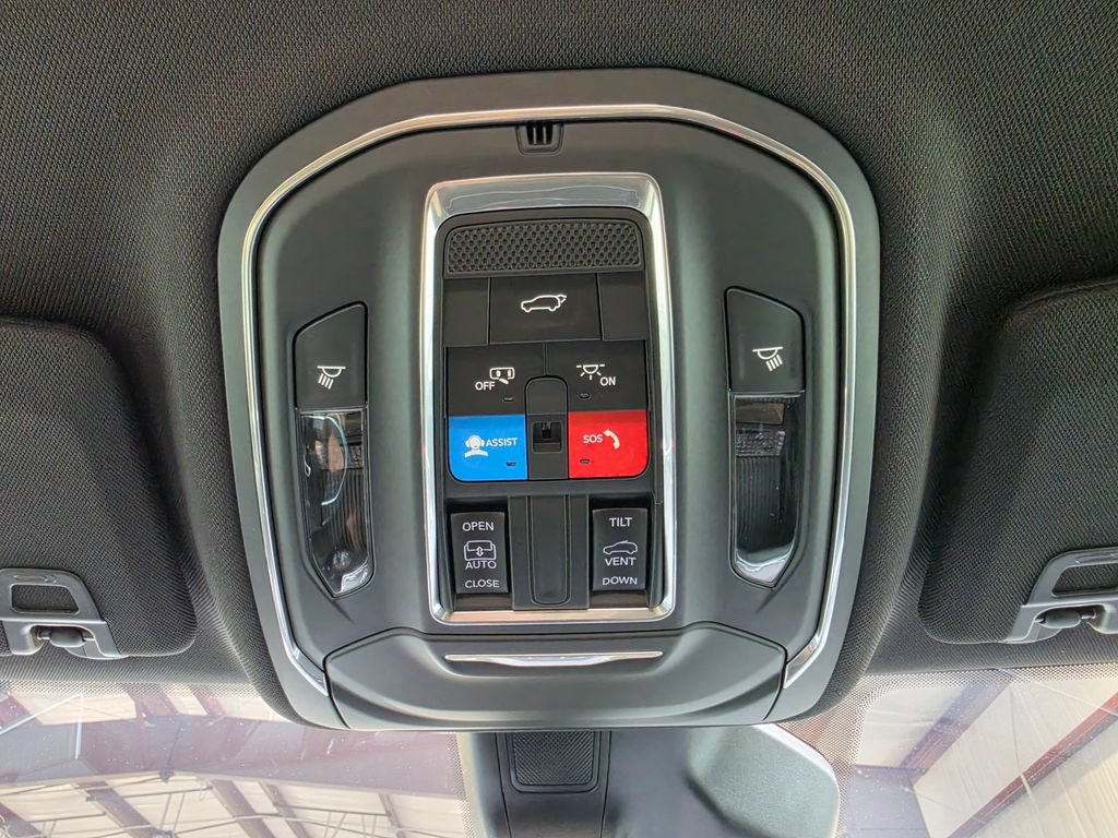 New 2026 Jeep Grand Cherokee Laredo X AWD/4WD image 28