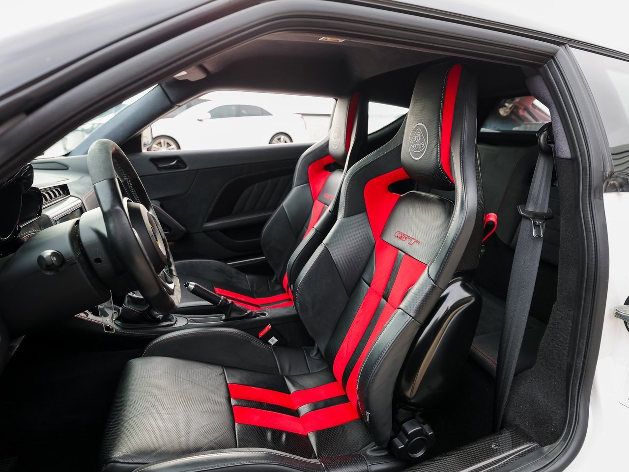 Used 2021 Lotus Evora image 5