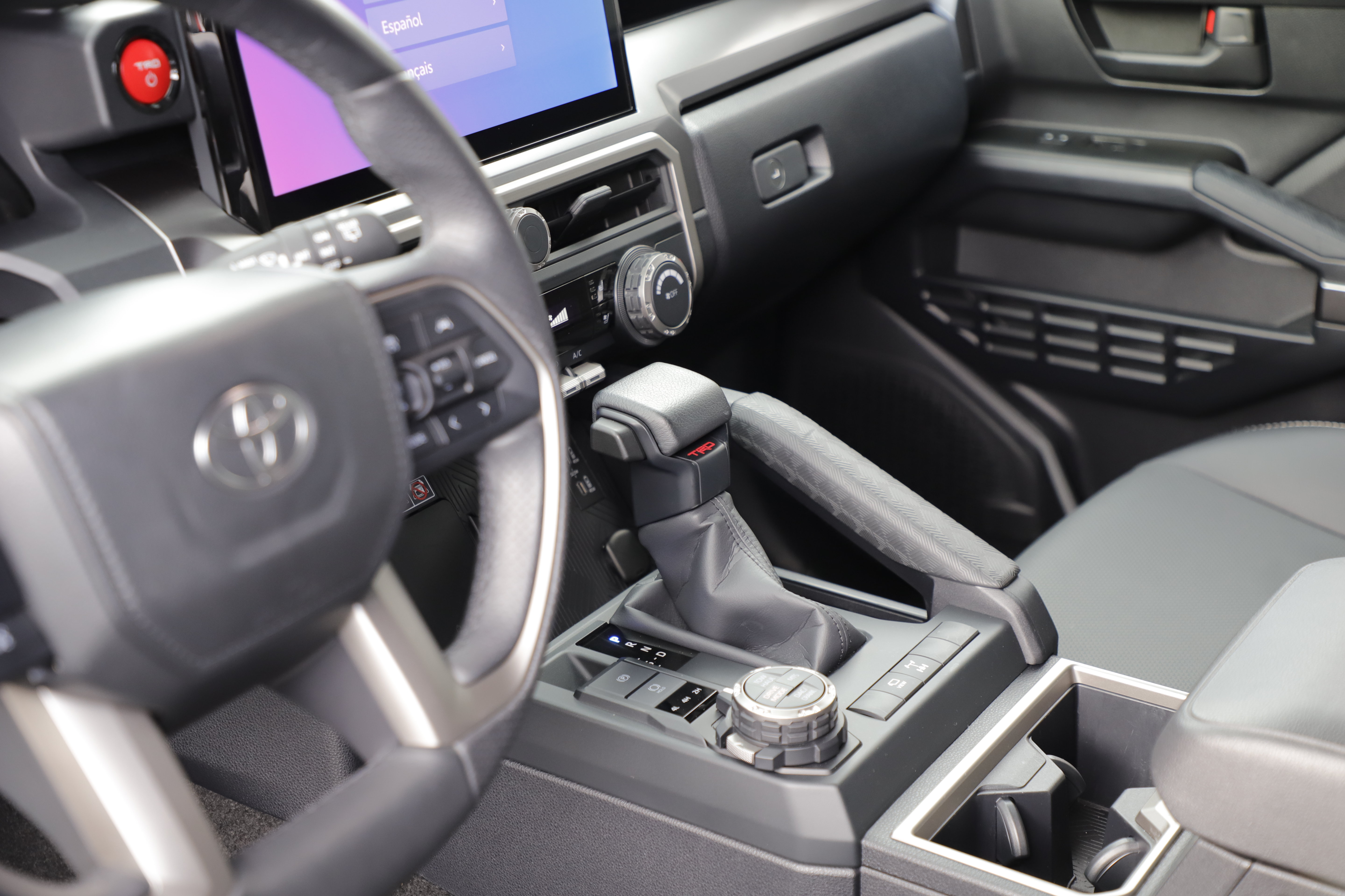 Used 2025 Toyota 4Runner TRD Off-Road Premium AWD/4WD image 18