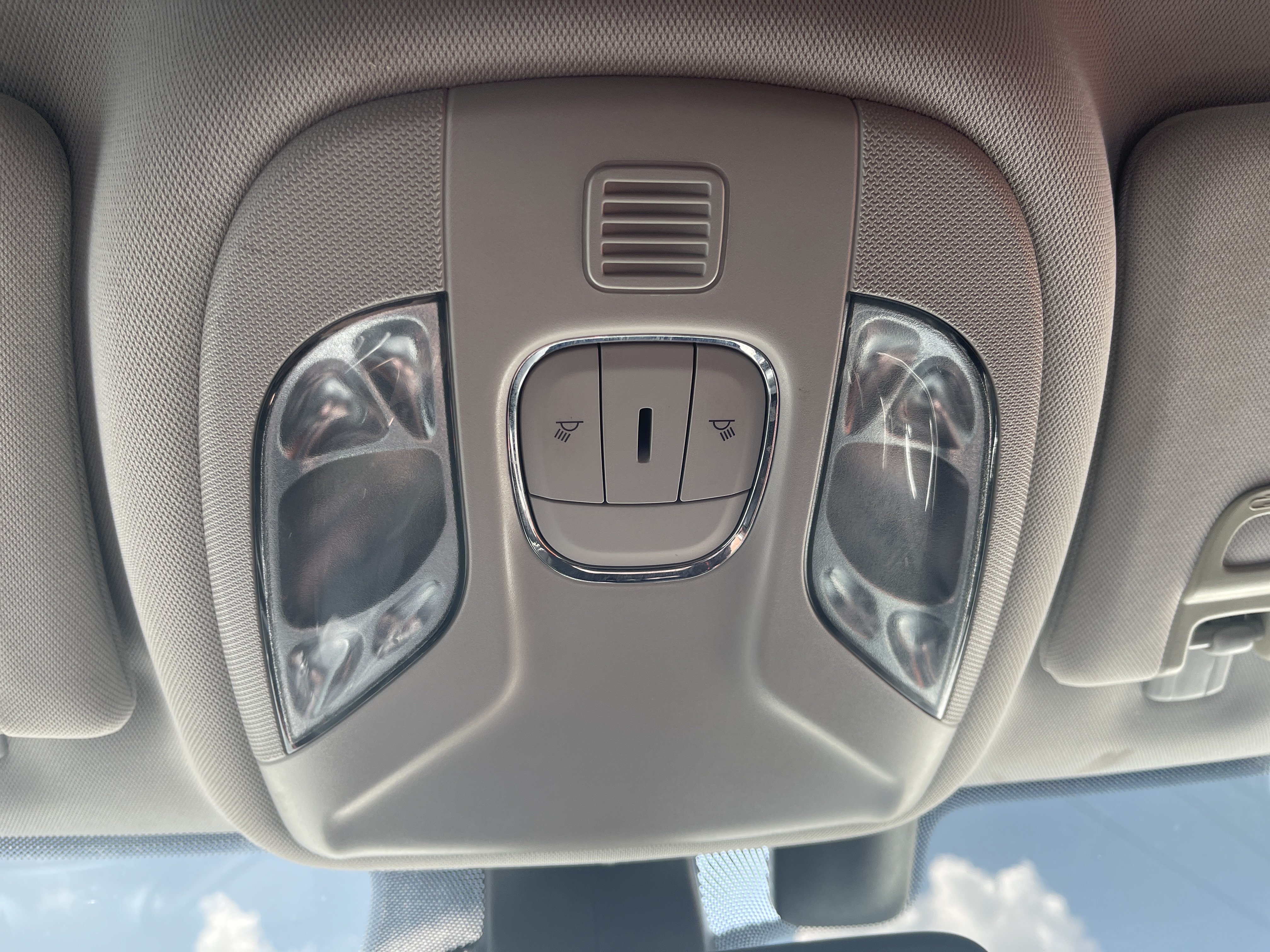 Used 2021 Jeep Compass Trailhawk AWD/4WD image 32