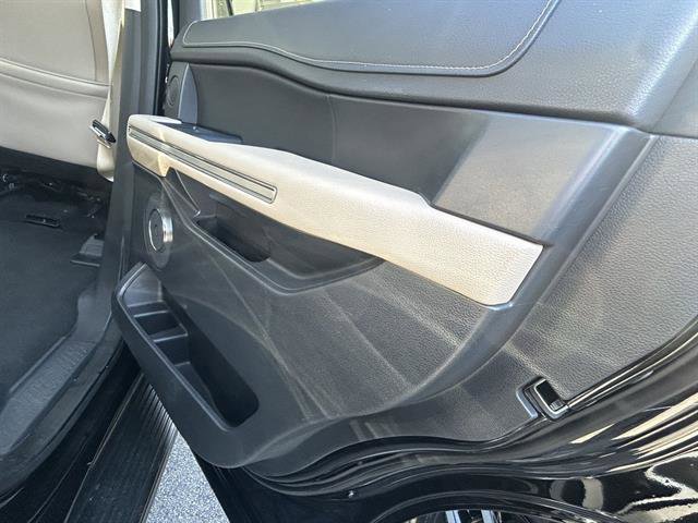Used 2024 Ford Expedition Limited image 22