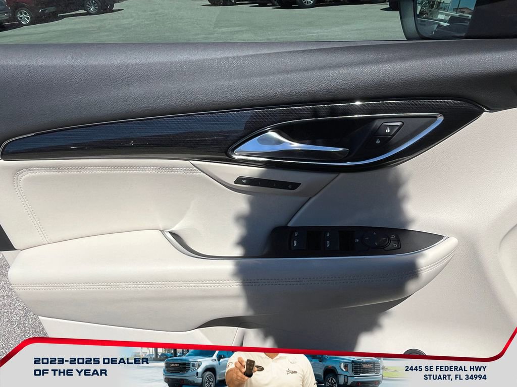 Used 2023 Buick Envision Essence image 23