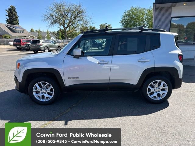 Used 2015 Jeep Renegade Latitude AWD/4WD image 8