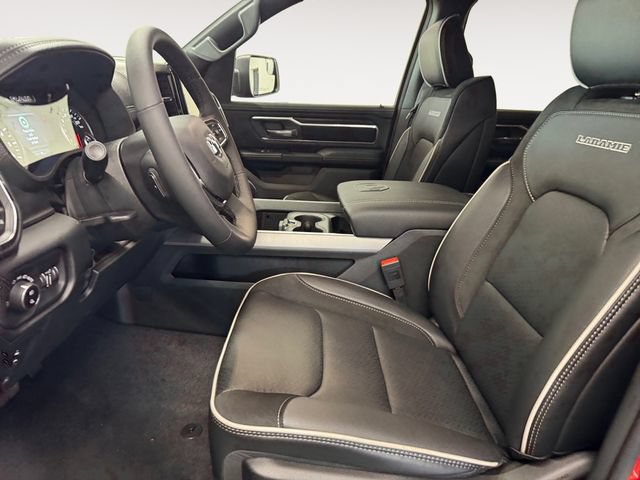New 2026 RAM 1500 Laramie AWD/4WD image 7
