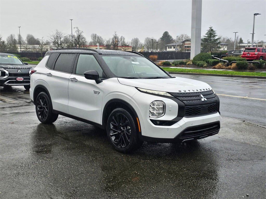 New 2025 Mitsubishi Outlander SEL Black Edition image 2