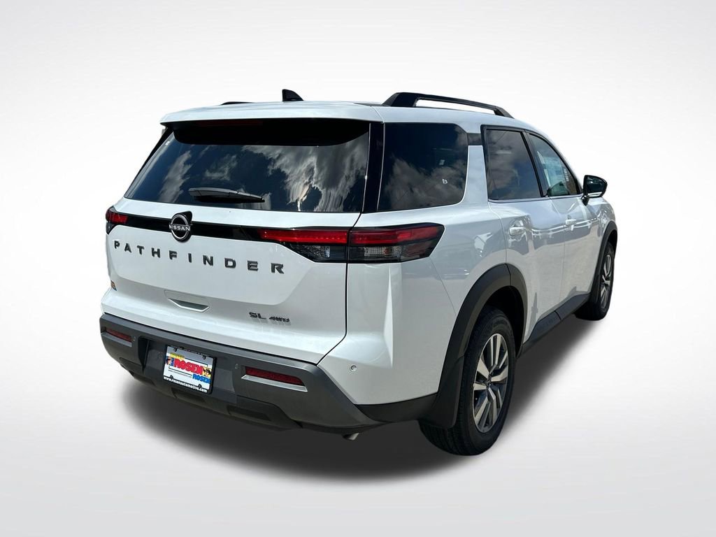 New 2026 Nissan Pathfinder SL image 5