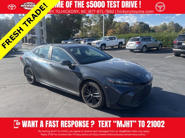 Used 2025 Toyota Camry SE