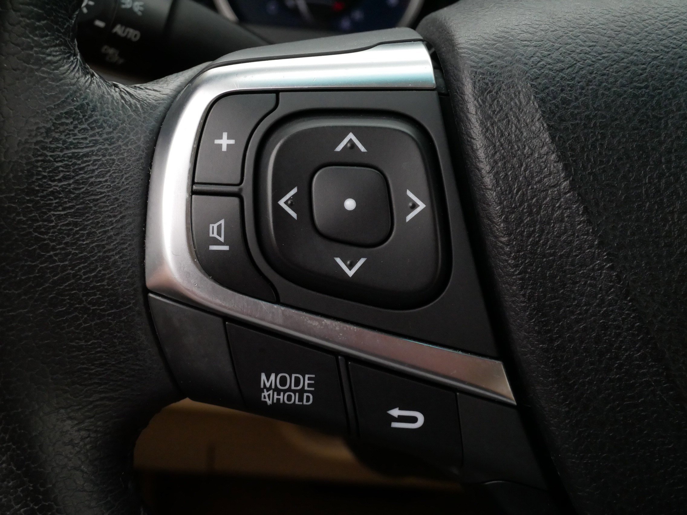 Used 2015 Toyota Camry XLE FWD image 27