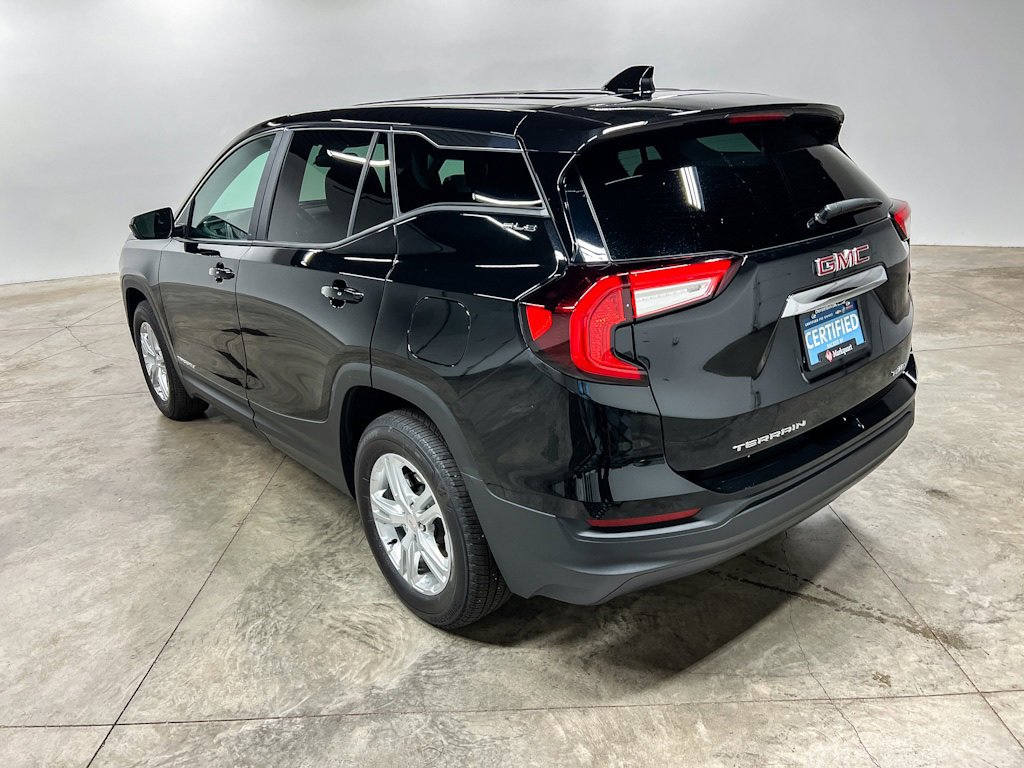 Certified 2022 GMC Terrain SLE image 4