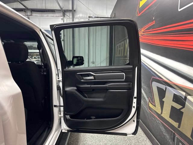 Used 2022 RAM 1500 Big Horn AWD/4WD image 24