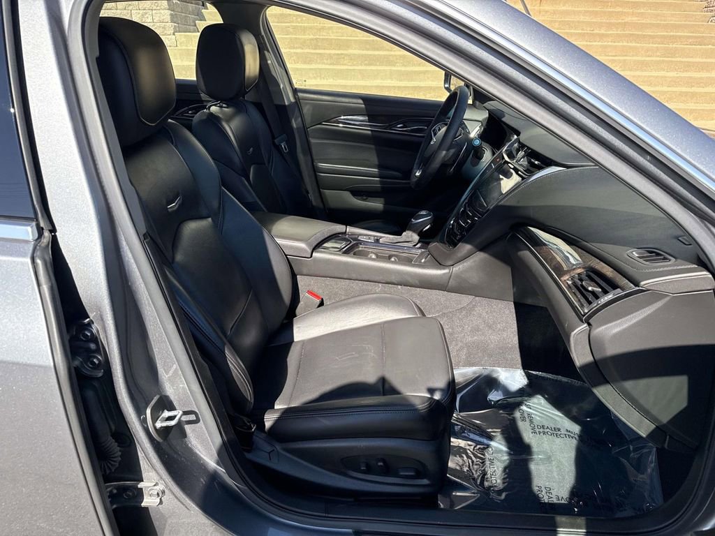 Used 2019 Cadillac CTS 2.0L Turbo w/ Seating Package image 7