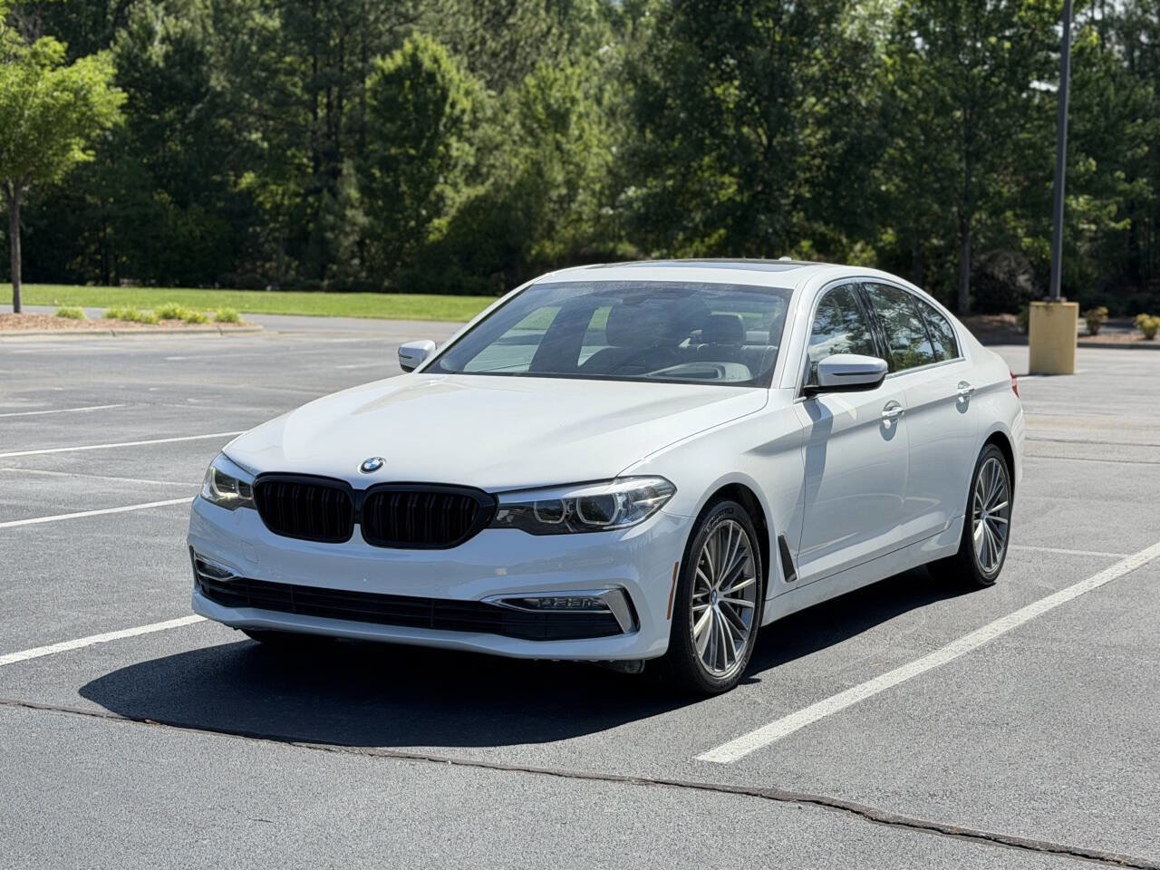 Used 2018 BMW 540i RWD image 3