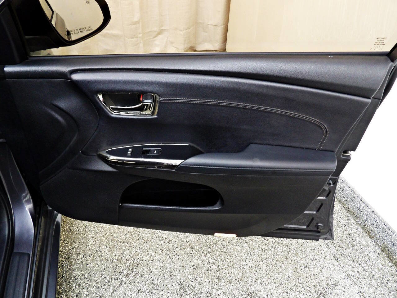 Used 2016 Toyota Avalon XLE FWD image 11