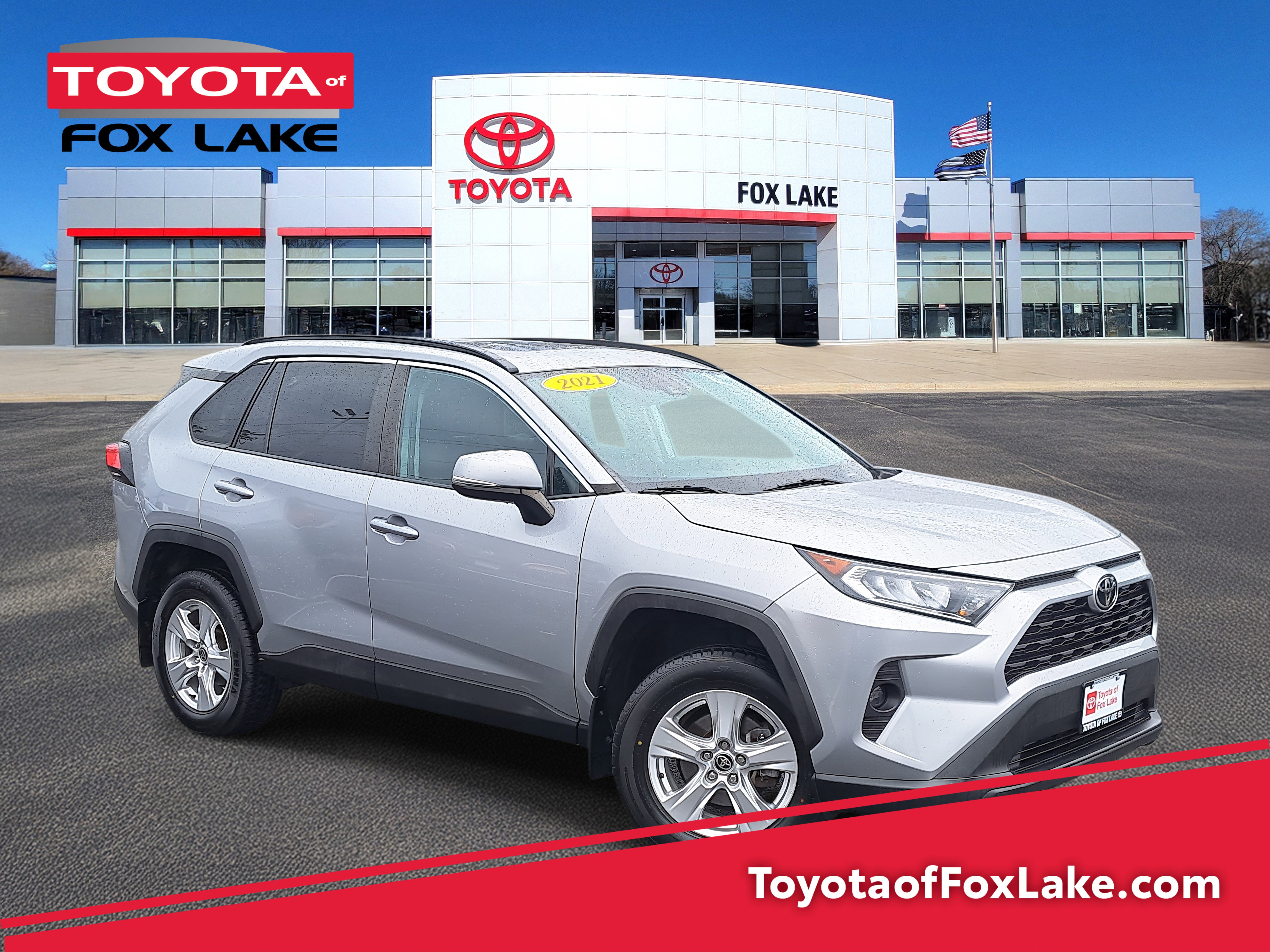 Used 2021 Toyota RAV4 XLE image 1