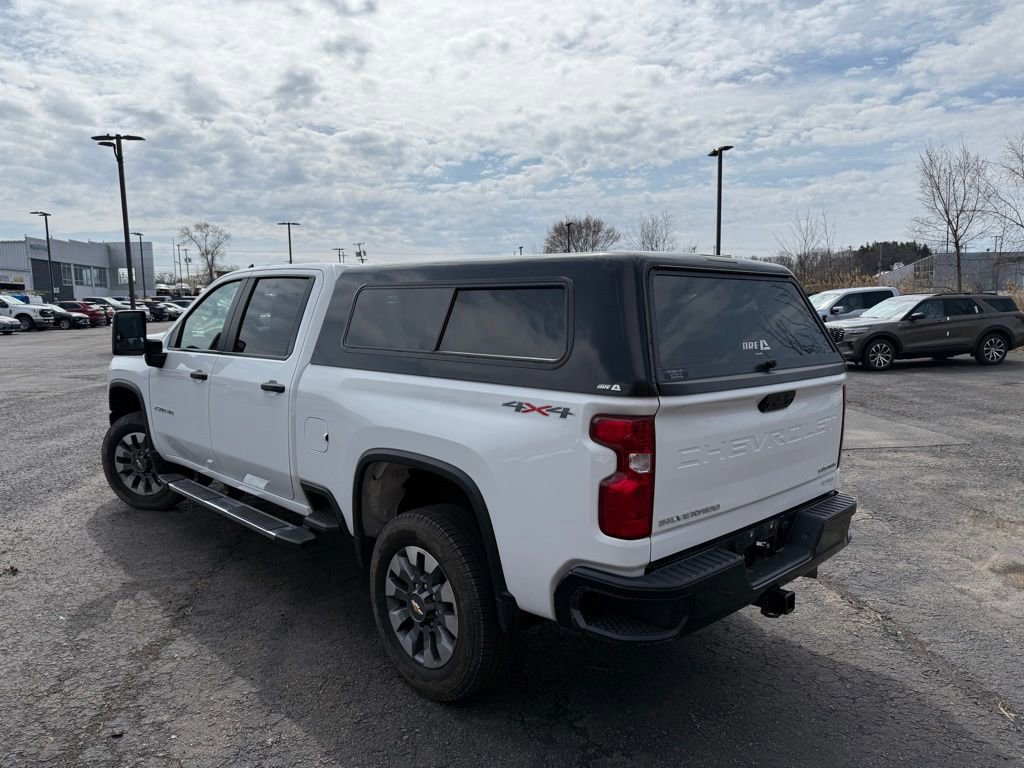 Used 2023 Chevrolet Silverado 2500 Custom w/ Custom Value Package AWD/4WD image 4