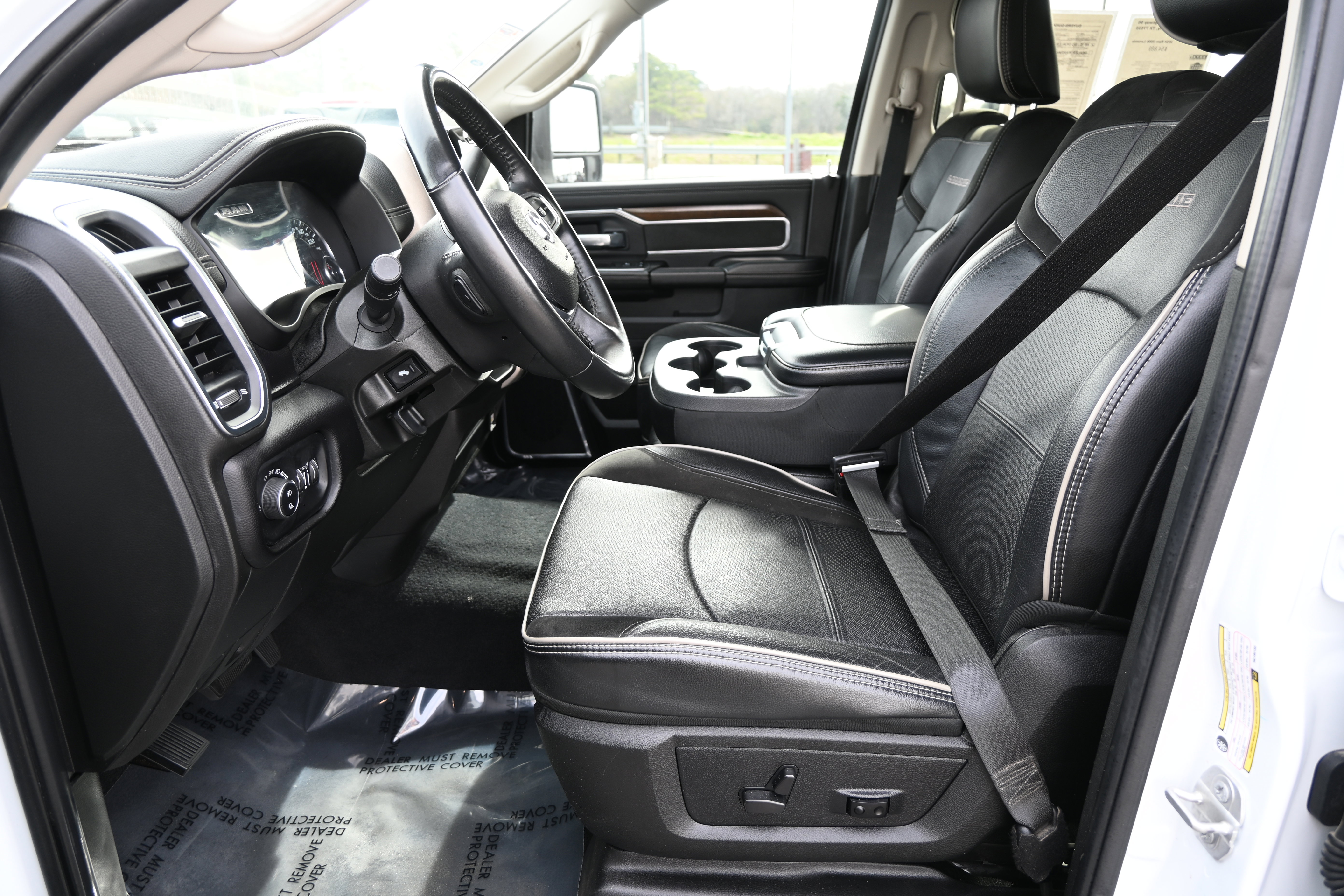 Used 2024 RAM 2500 Laramie image 14