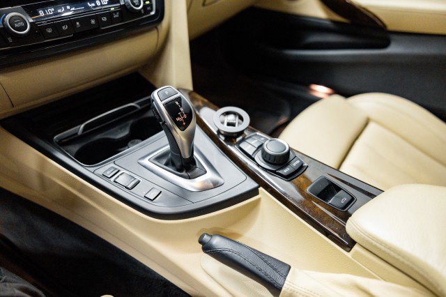 Used 2017 BMW 430i Convertible image 20