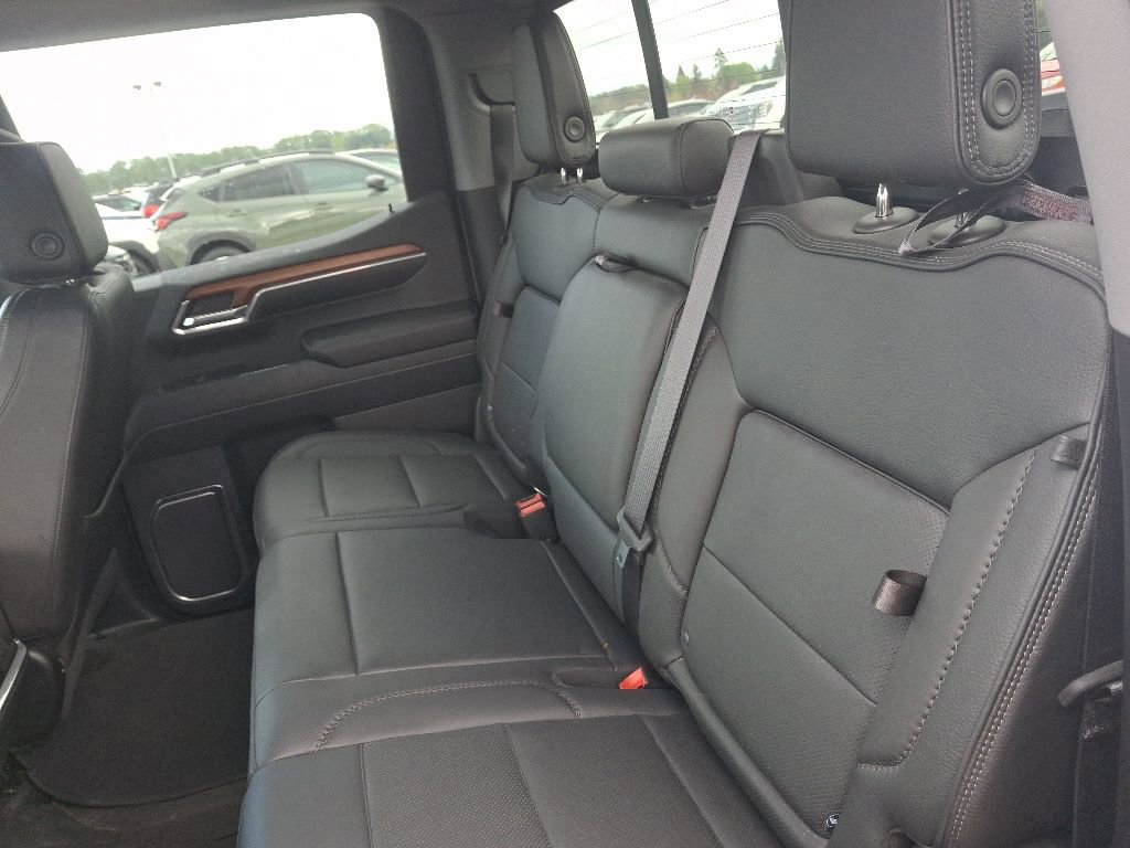 Certified 2023 GMC Sierra 1500 Denali w/ Denali Reserve Package AWD/4WD image 13