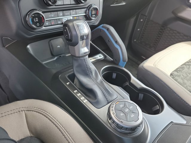 Used 2023 Ford Bronco Wildtrak image 22