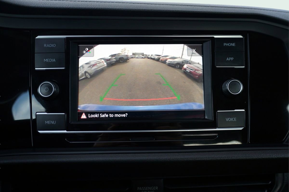 Used 2024 Volkswagen Jetta SE image 27