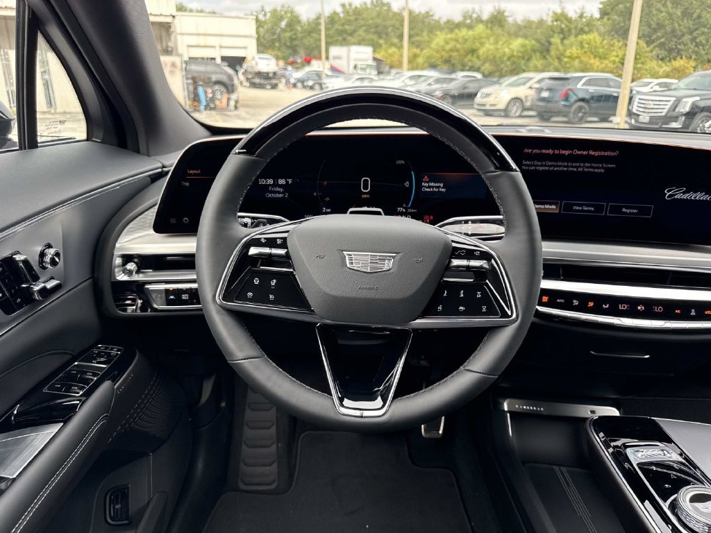 New 2027 Cadillac Lyriq Luxury RWD image 17