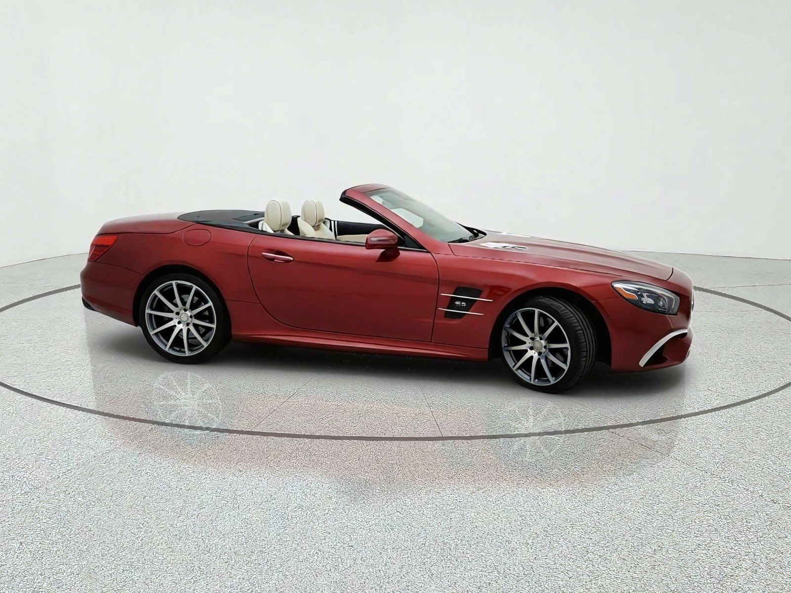 Used 2017 Mercedes-Benz SL 450 image 6