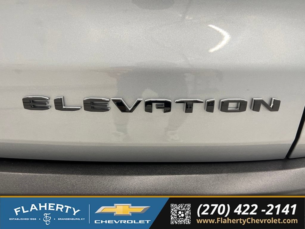 Used 2026 GMC Acadia Elevation w/ Elevation Premium Package FWD image 18