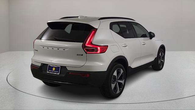 Certified 2026 Volvo XC40 B5 Plus w/ Protection Package Premier AWD/4WD image 4