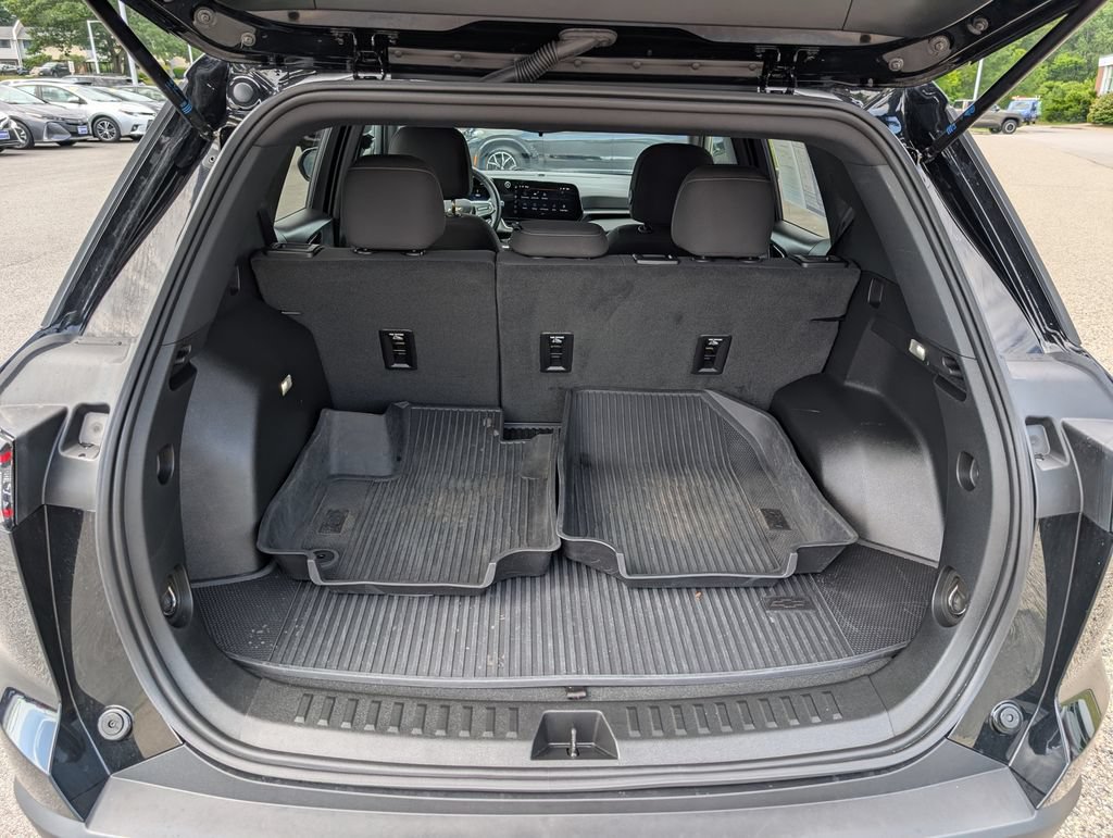 Used 2026 Chevrolet Equinox LT w/ LPO, Floor Liner Package AWD/4WD image 13