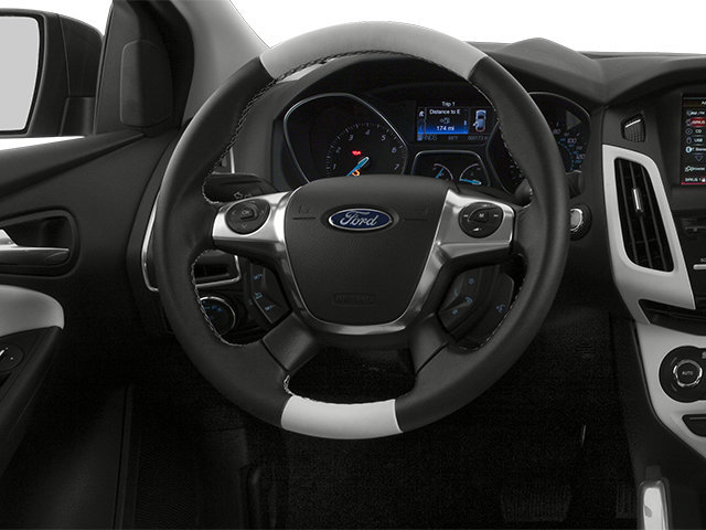 Used 2014 Ford Focus SE FWD image 6