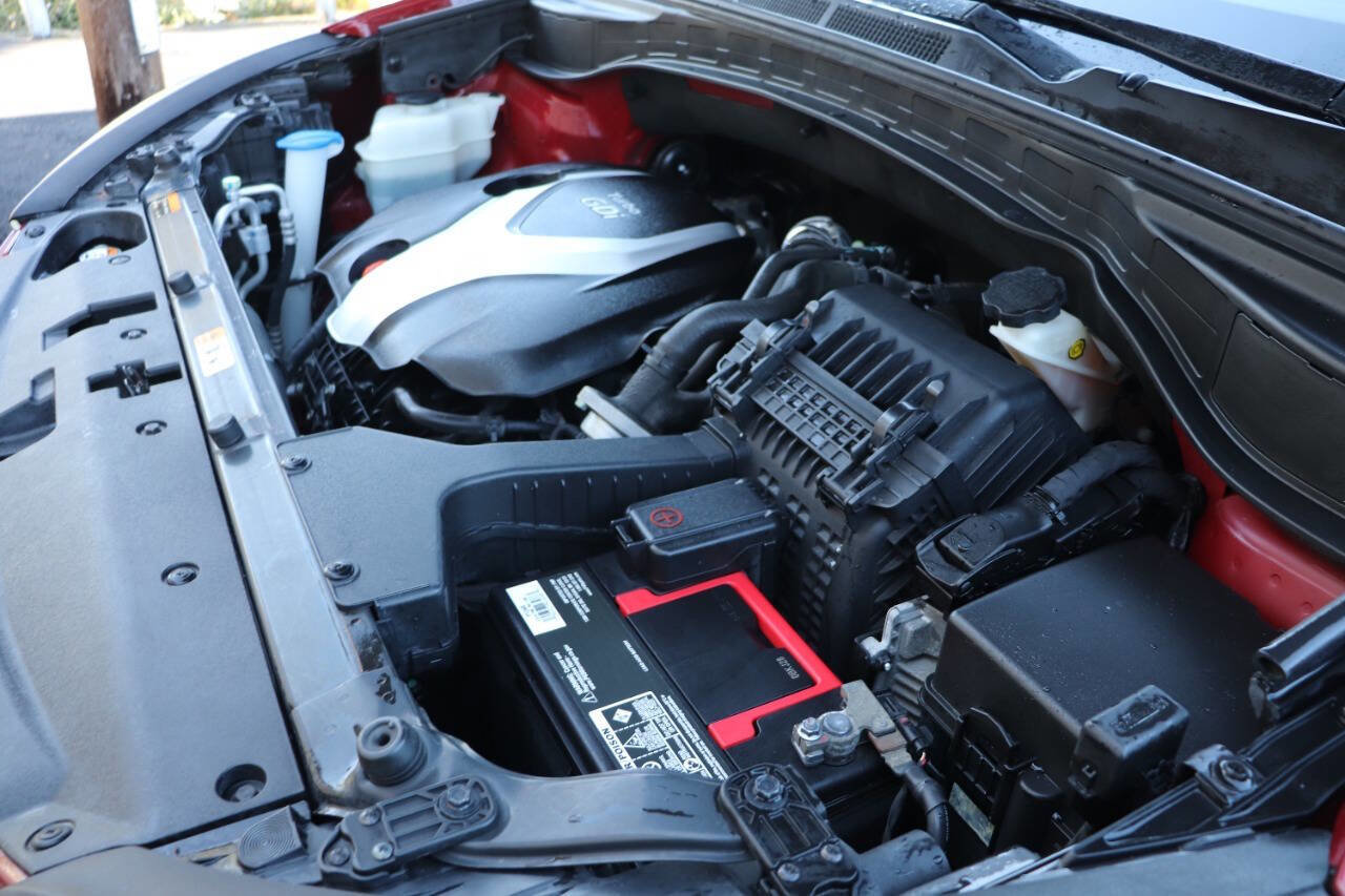 Used 2013 Hyundai Santa Fe Sport 2.0T w/ Technology Pkg image 14