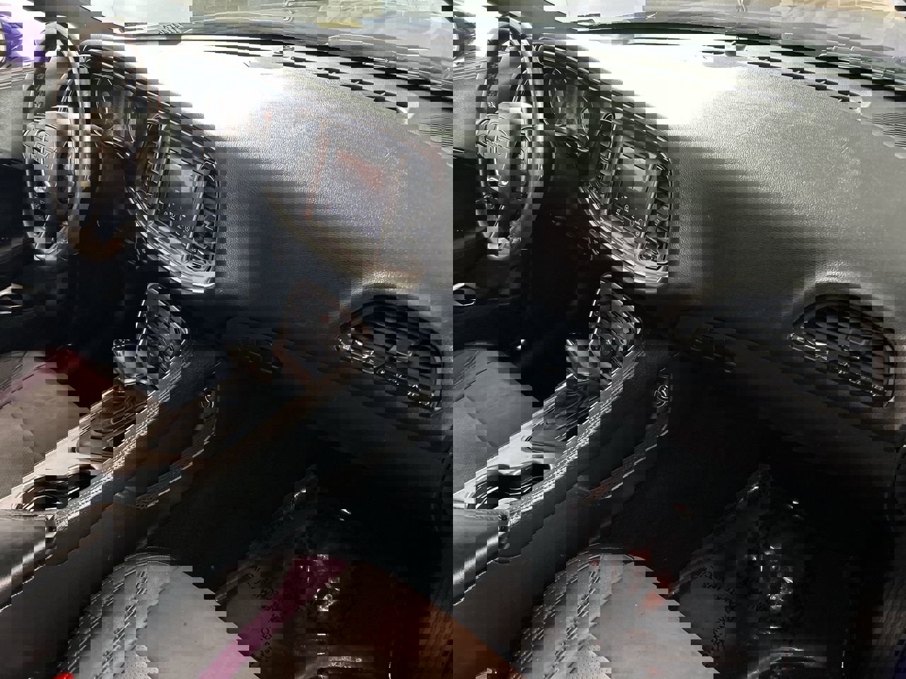 Used 2019 Dodge Challenger SXT image 25