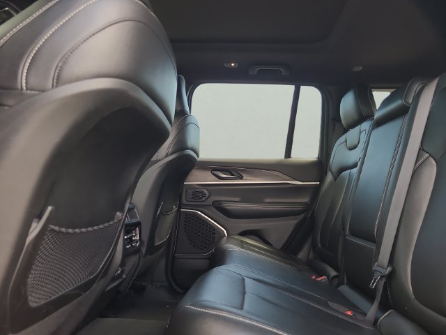Used 2024 Jeep Grand Cherokee Limited 4xe AWD/4WD image 13