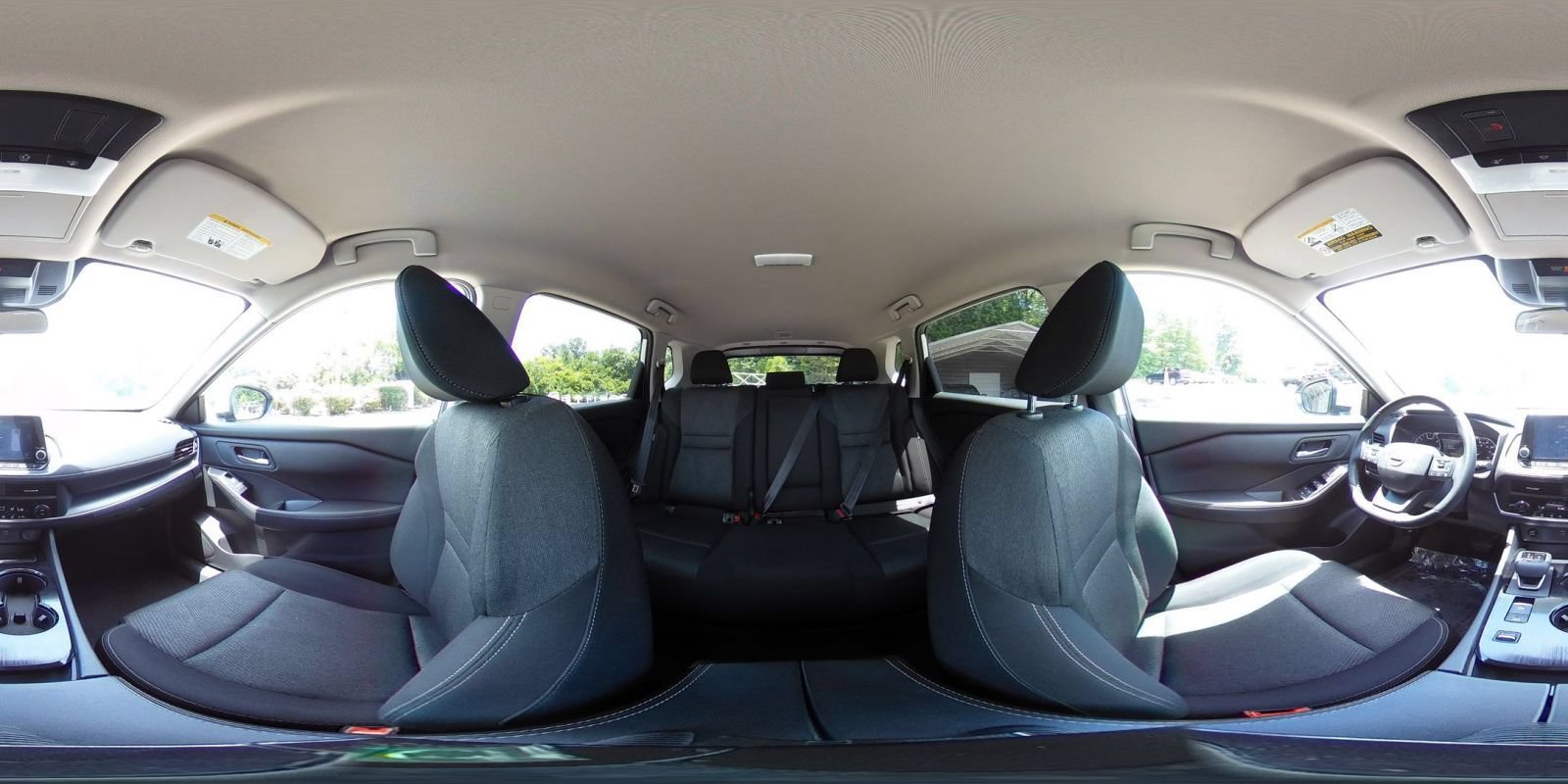 Used 2025 Nissan Rogue SV FWD image 39